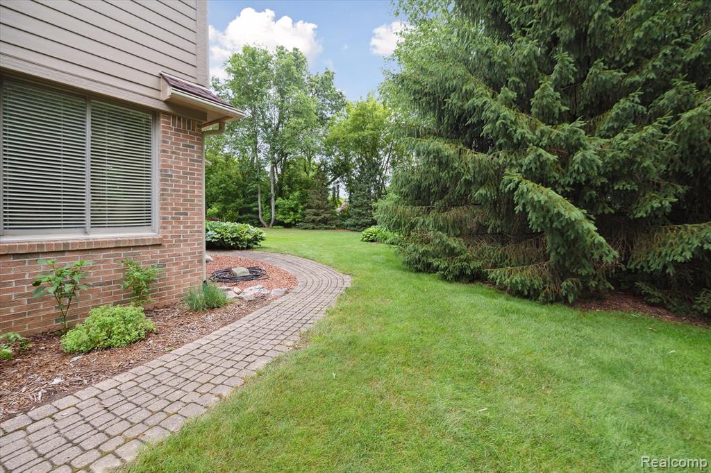 5993 Rosewood Parkway, White Lake, MI 48383 — Photo 37