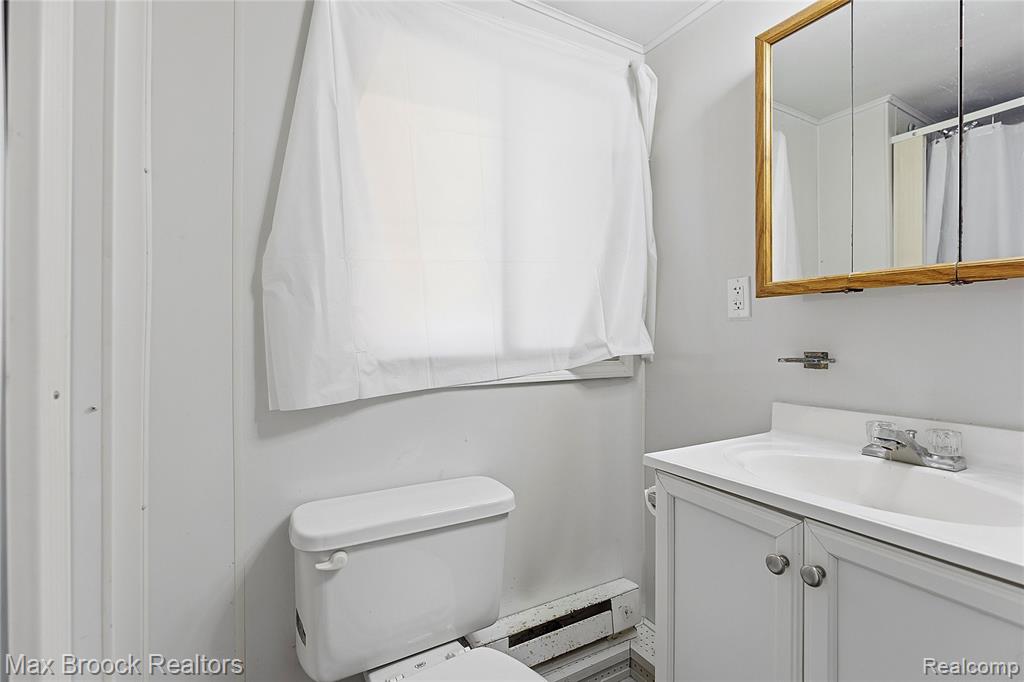 1392 Maple Grove Road, Lapeer, MI 48446 — Photo 33
