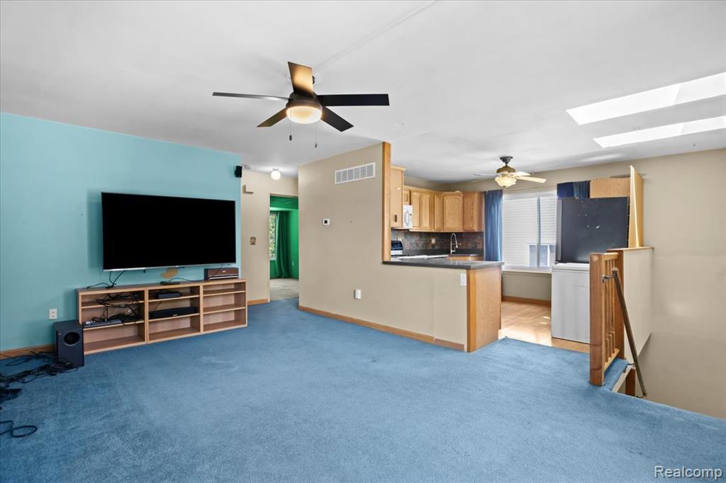 6717 Foxthorn Road, Canton, MI 48187 — Photo 5
