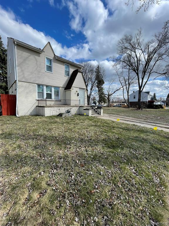 19156 Waltham Street - Photo 2
