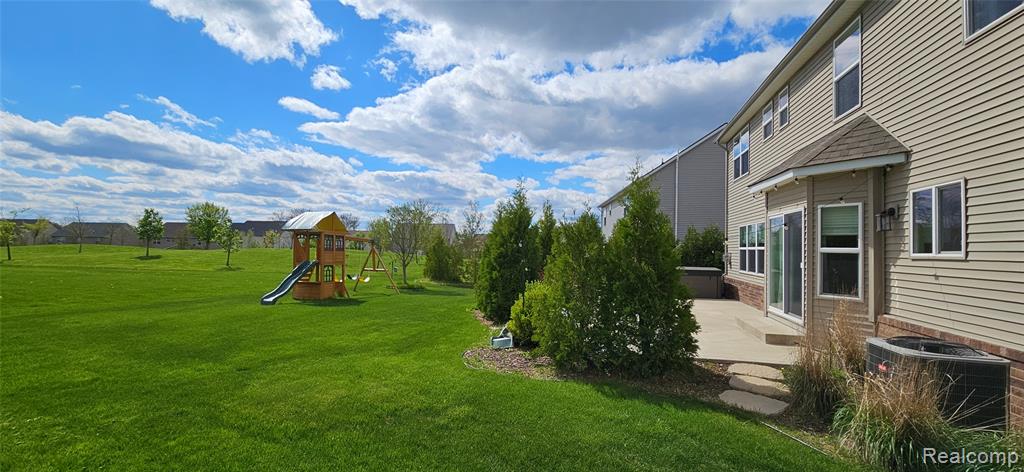 854 Jennifer Lane, South Lyon, MI 48178 — Photo 3