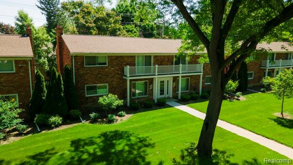 516 NEFF Lane Lane, Grosse Pointe, MI 48230 — Photo 4
