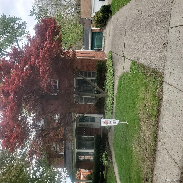 16214 Shaftsbury Avenue, Detroit, MI 48219 — Photo 2