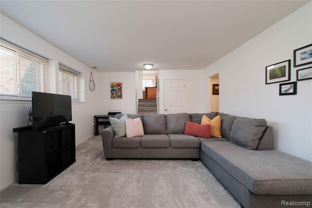 652 Stonehenge Drive, Canton, MI 48188 — Photo 24