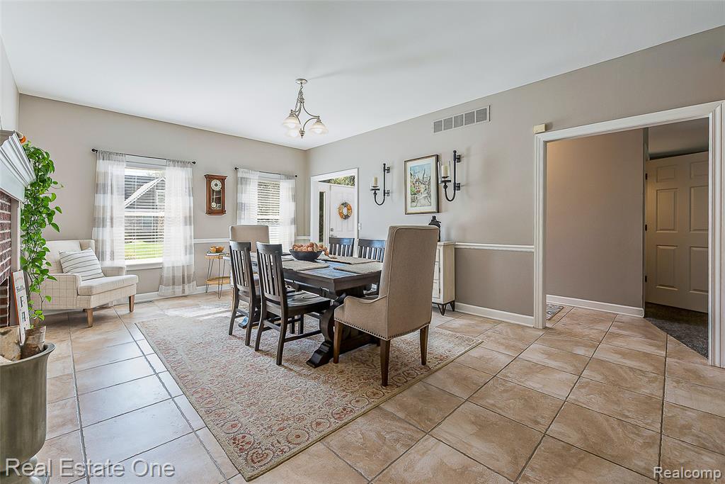 7155 Campbell Mills Court, Brighton, MI 48116 — Photo 12