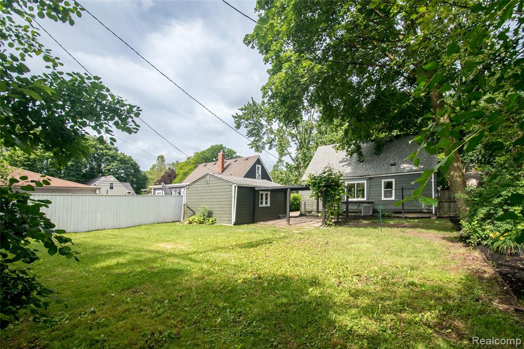 2330 Buckingham Avenue, Berkley, MI 48072 — Photo 31