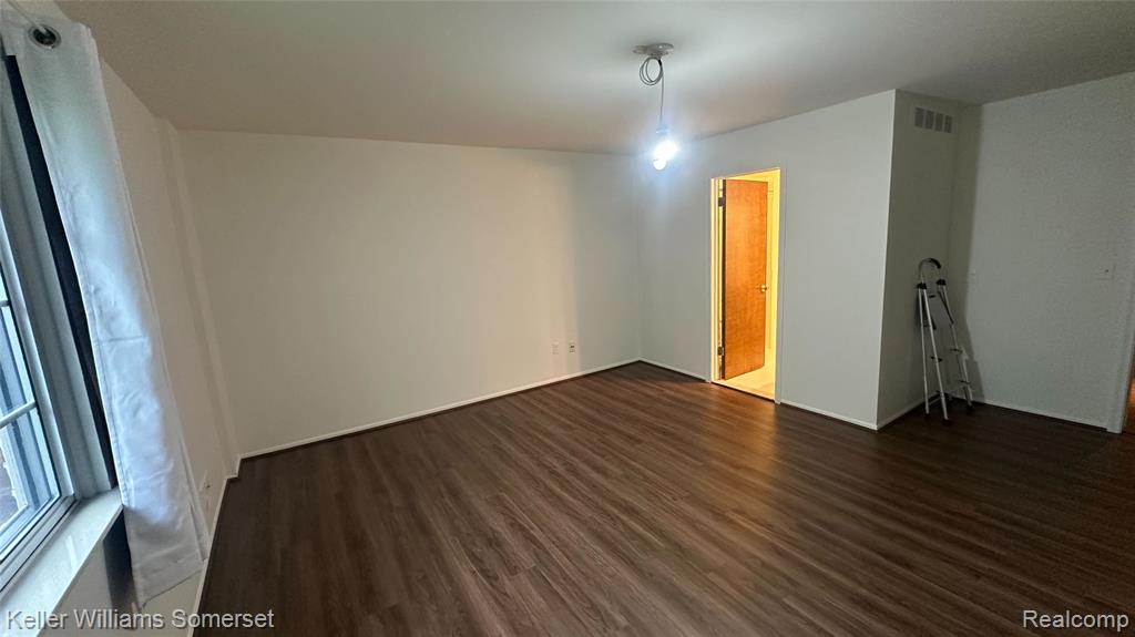 42342 Woodward Avenue, Bloomfield Hills, MI 48304 — Photo 13
