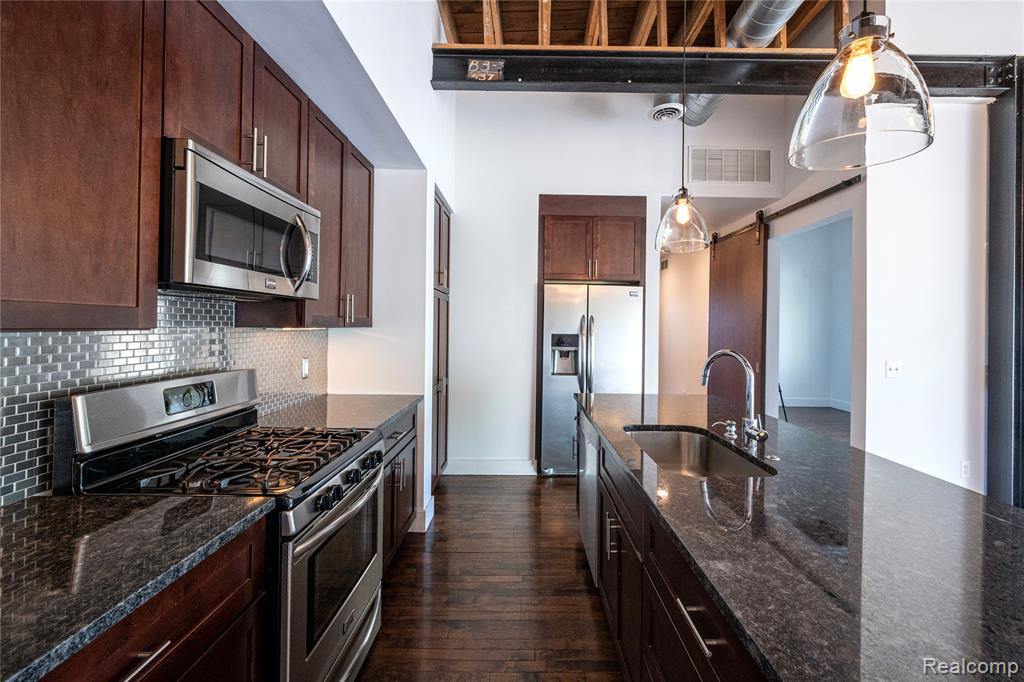 922 N Main Street, Royal Oak, MI 48067 — Photo 3