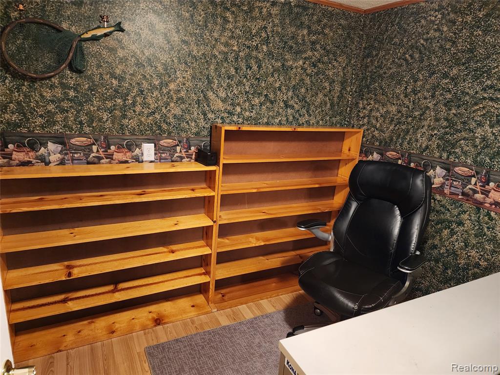 635 Sherry Drive, Lake Orion, MI 48362 — Photo 35