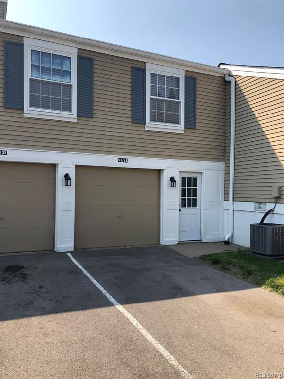 41729 ONAWAY Drive, Northville, MI 48167 — Photo 2