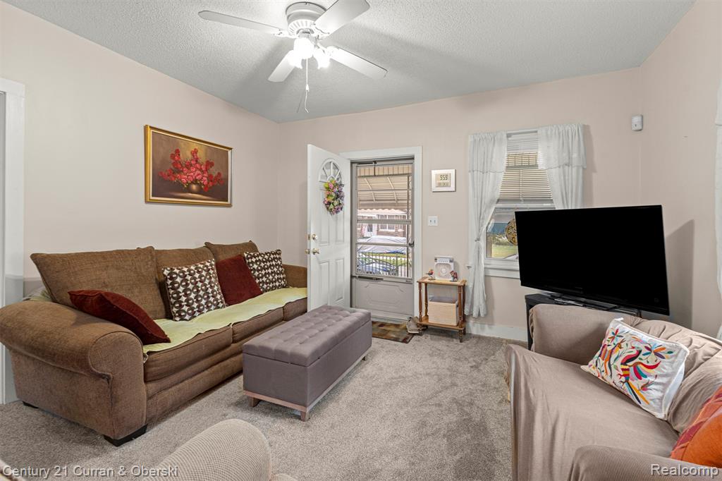 1976 Cabot Street, Detroit, MI 48209 — Photo 4