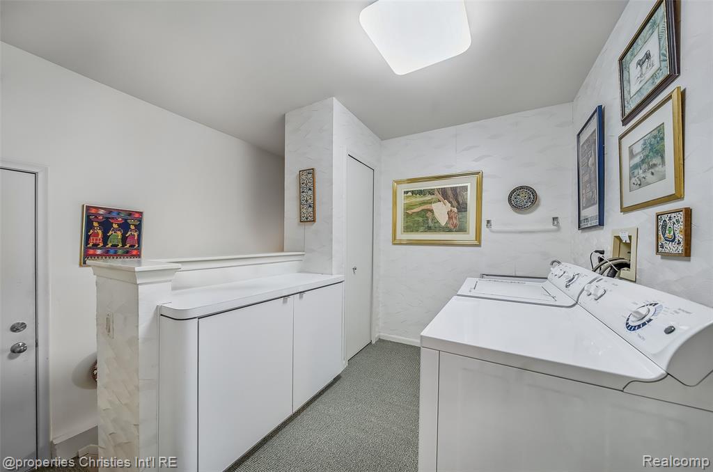 7569 Danbury Circle, West Bloomfield, MI — Photo 6