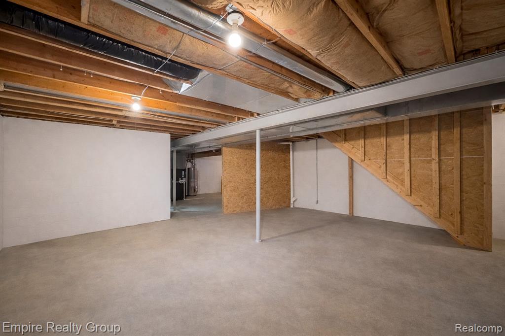 12330 Hickory E, Utica, MI 48315 — Photo 37
