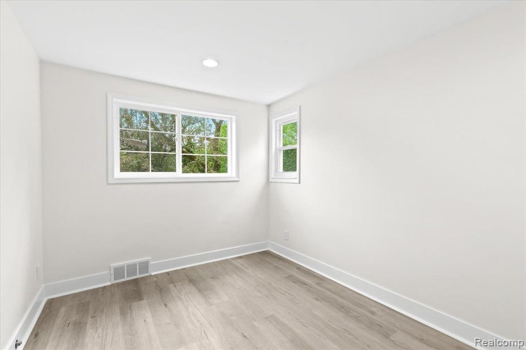49712 Geddes Road, Canton, MI 48188 — Photo 41