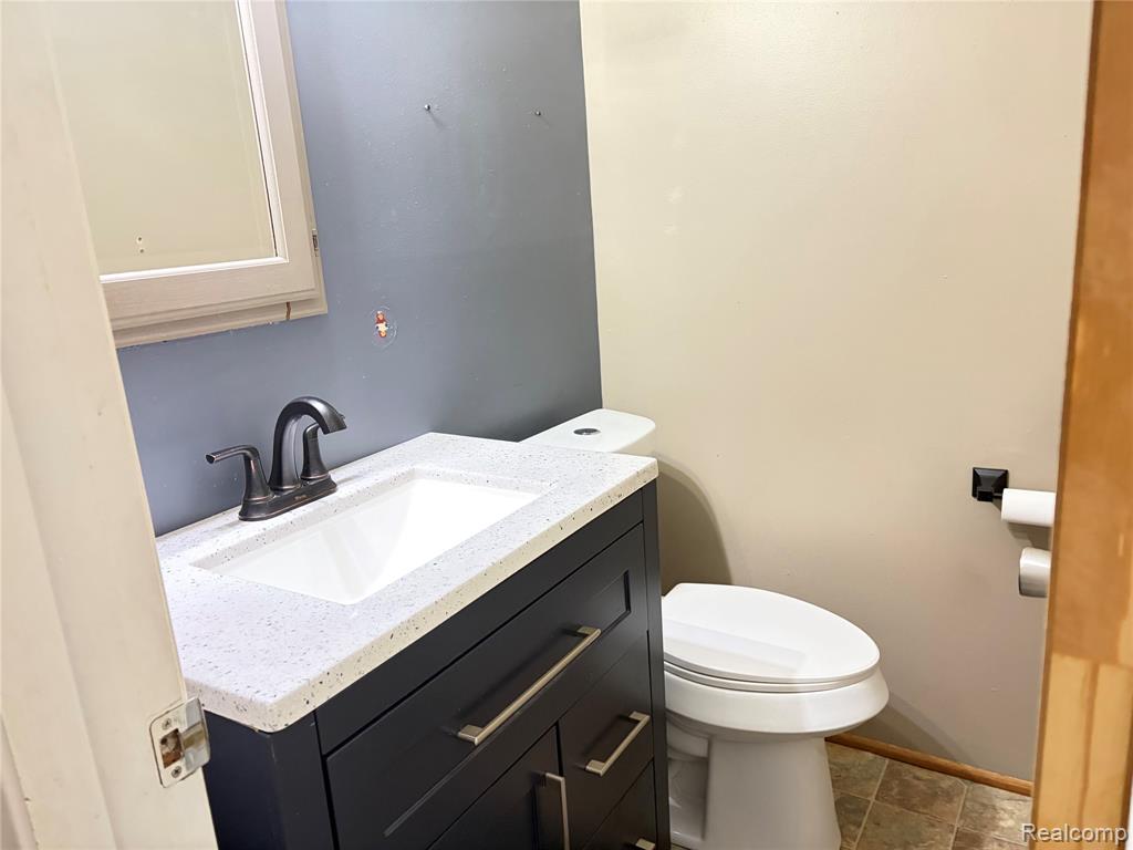 8506 Chesterfield Drive, Swartz Creek, MI 48473 — Photo 10