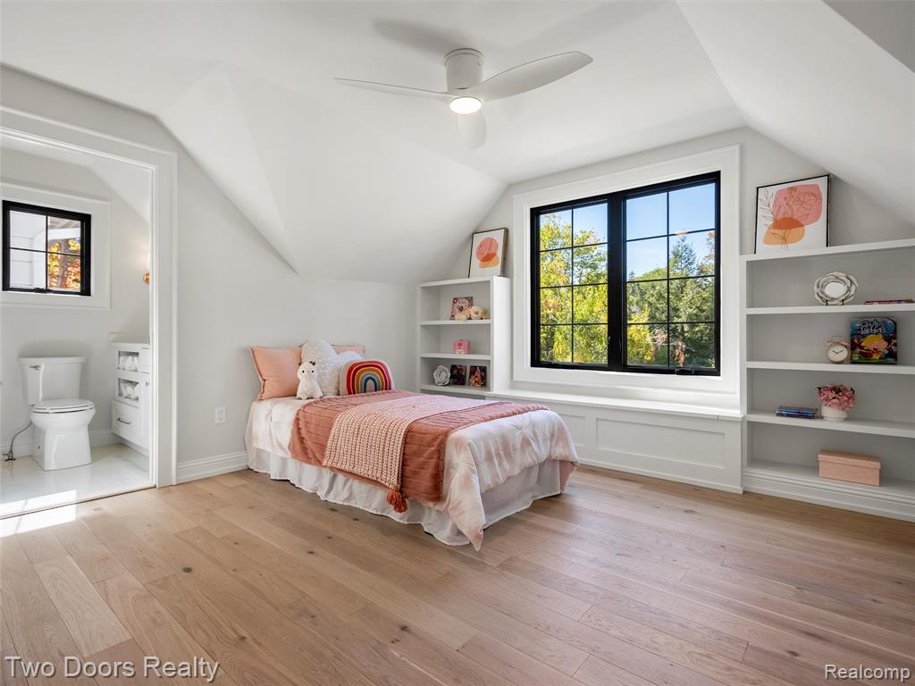 820 OAKRIDGE Avenue, Royal Oak, MI 48067 — Photo 50