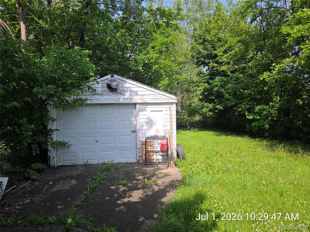 8499 Westwood Street - Photo 3