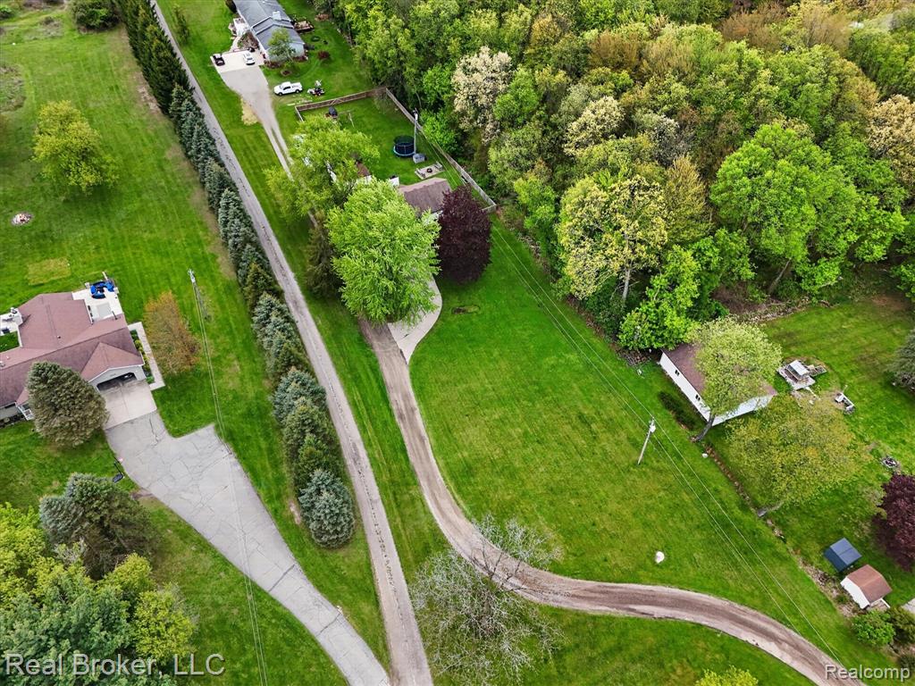 49-3885-Morgan-Rd-Orion-Township-MI-48359-WindowStill.jpg