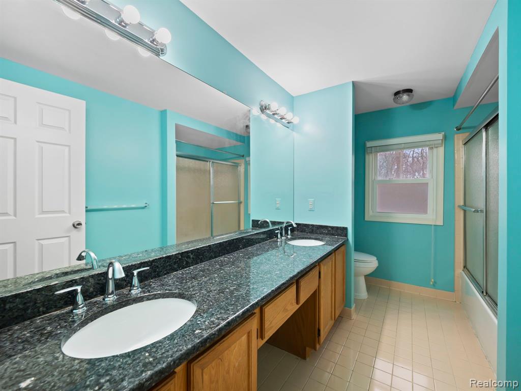 462 DAYLILY Drive, Rochester Hills, MI 48307 — Photo 23