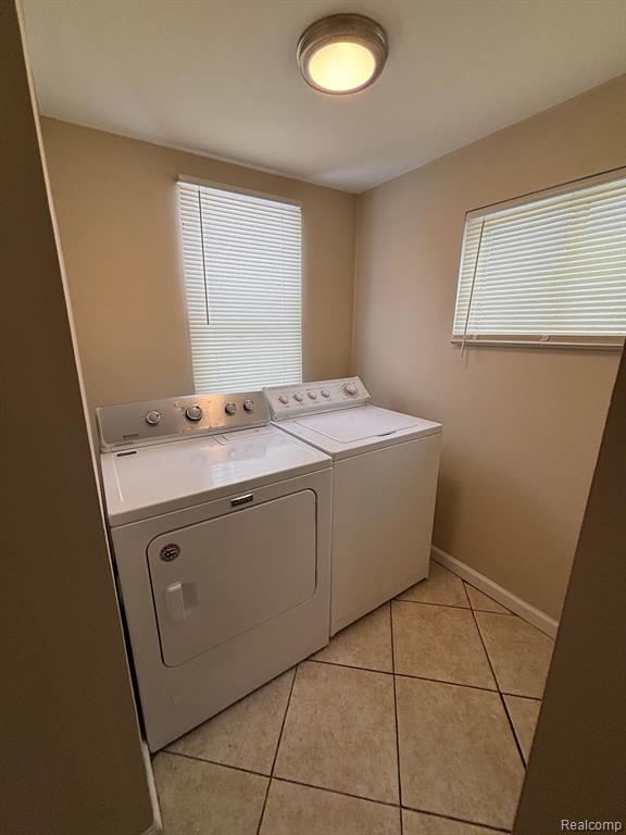 7591 PAIGE Avenue, Warren, MI 48091 — Photo 10
