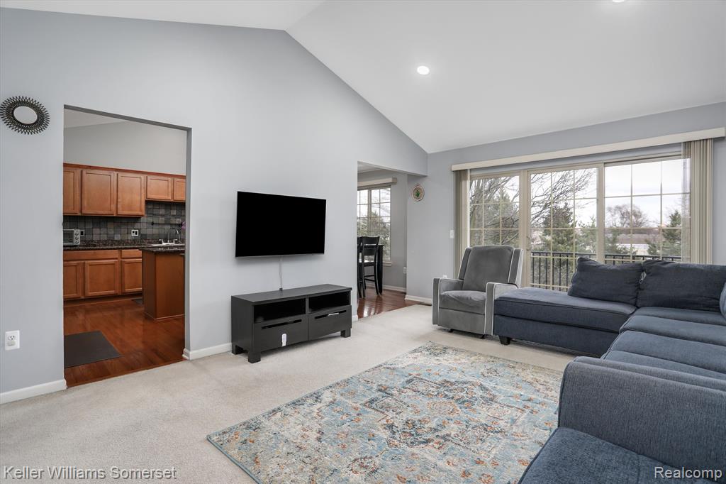 45918 DUTTON Drive, Macomb, MI 48044 — Photo 7