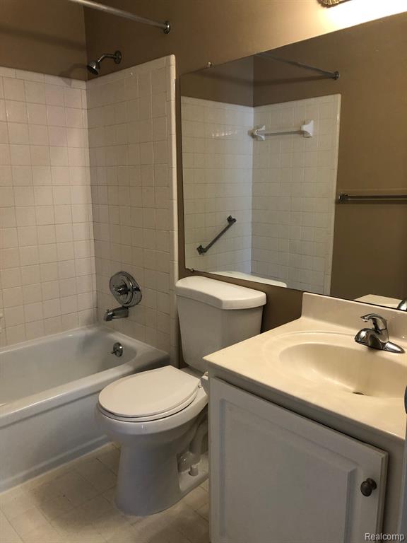 41729 ONAWAY Drive, Northville, MI 48167 — Photo 13
