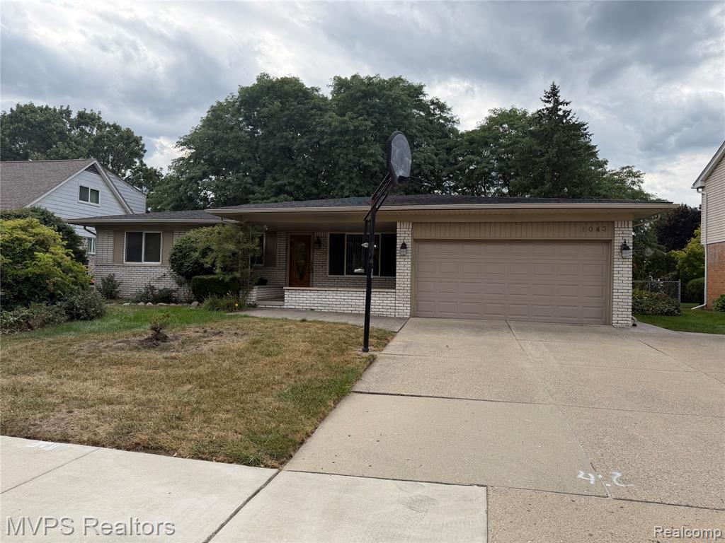 5043 Blair Drive, Troy, MI 48085