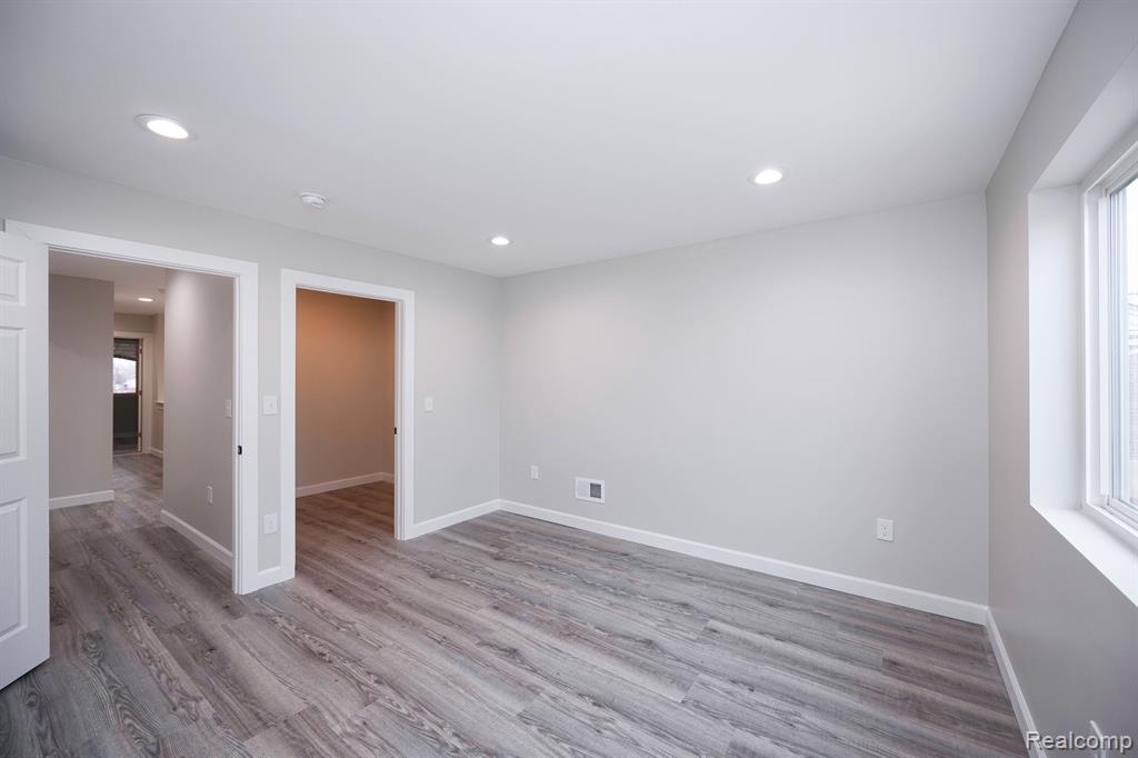 7519 Orchard Avenue, Dearborn, MI 48126 — Photo 50