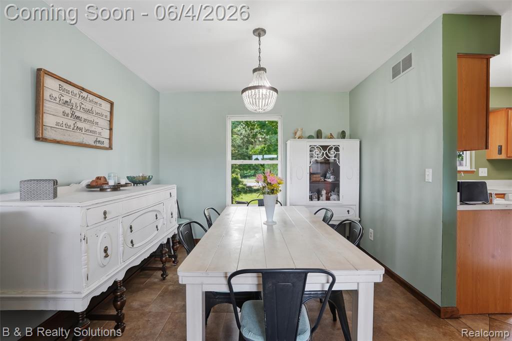 8820 Almont Road, Almont, MI 48003 — Photo 8
