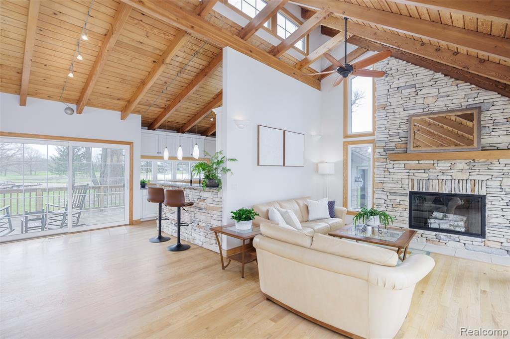 9247 Schrepfer Road, Howell, MI 48855 — Photo 5