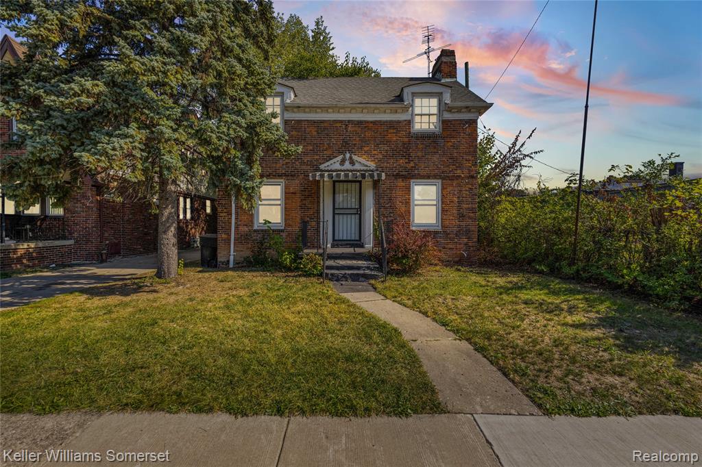 12375 E Outer Drive