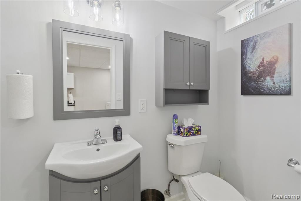 39659 Durand Drive, Sterling Heights, MI 48310 — Photo 17