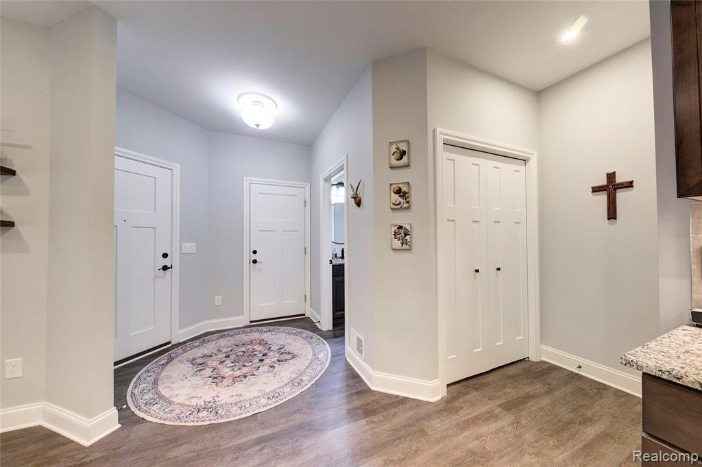 5904 Woodruff View Drive, Brighton, MI 48116 — Photo 3
