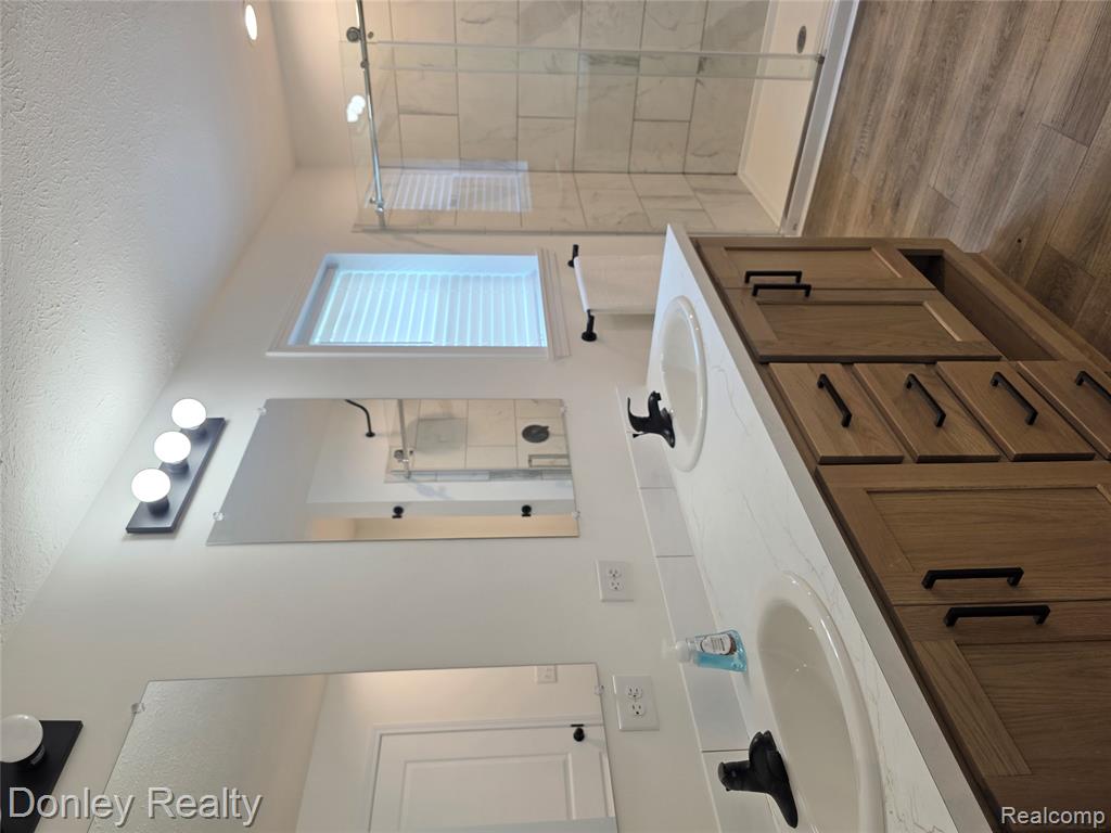 20 Hillview, Peck, MI 48466 — Photo 21
