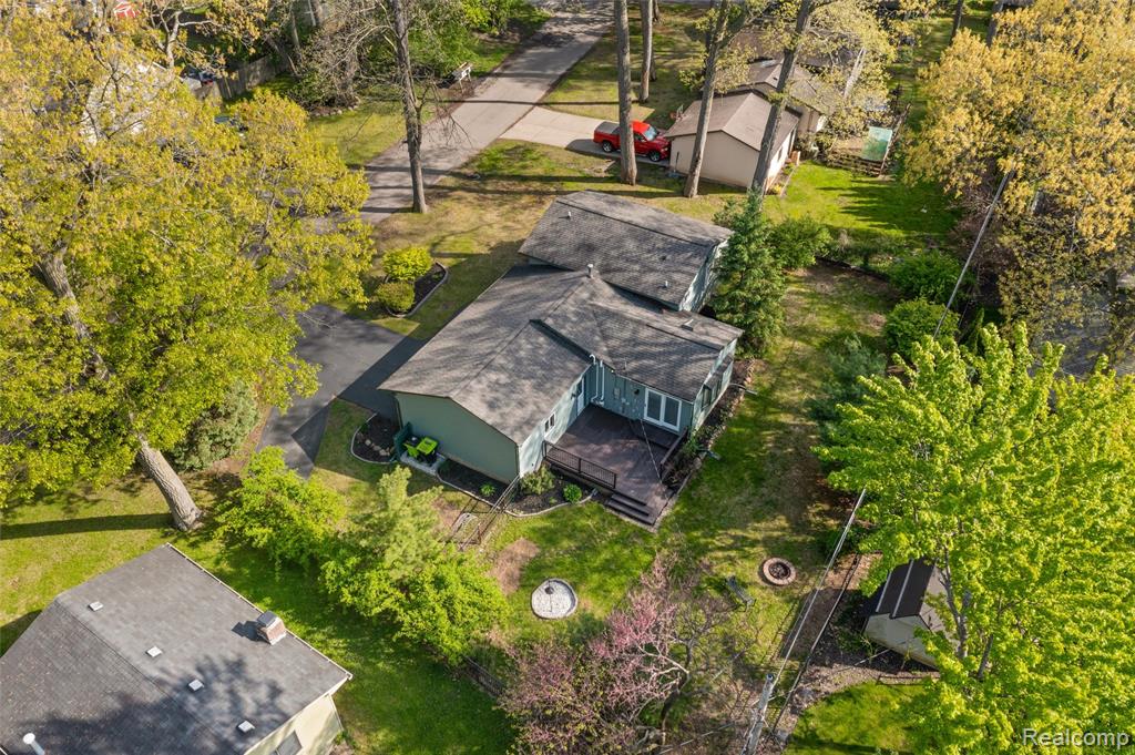 3600 Woodview Avenue, West Bloomfield, MI 48324 — Photo 36