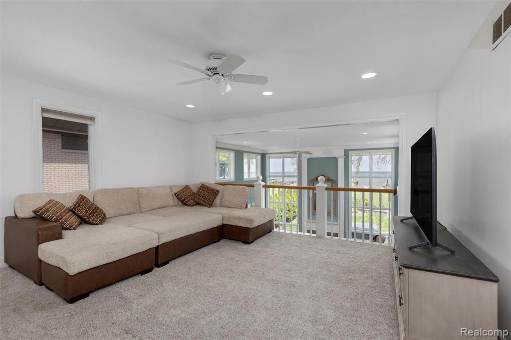 30134 Jefferson Avenue, Saint Clair Shores, MI 48082 — Photo 33