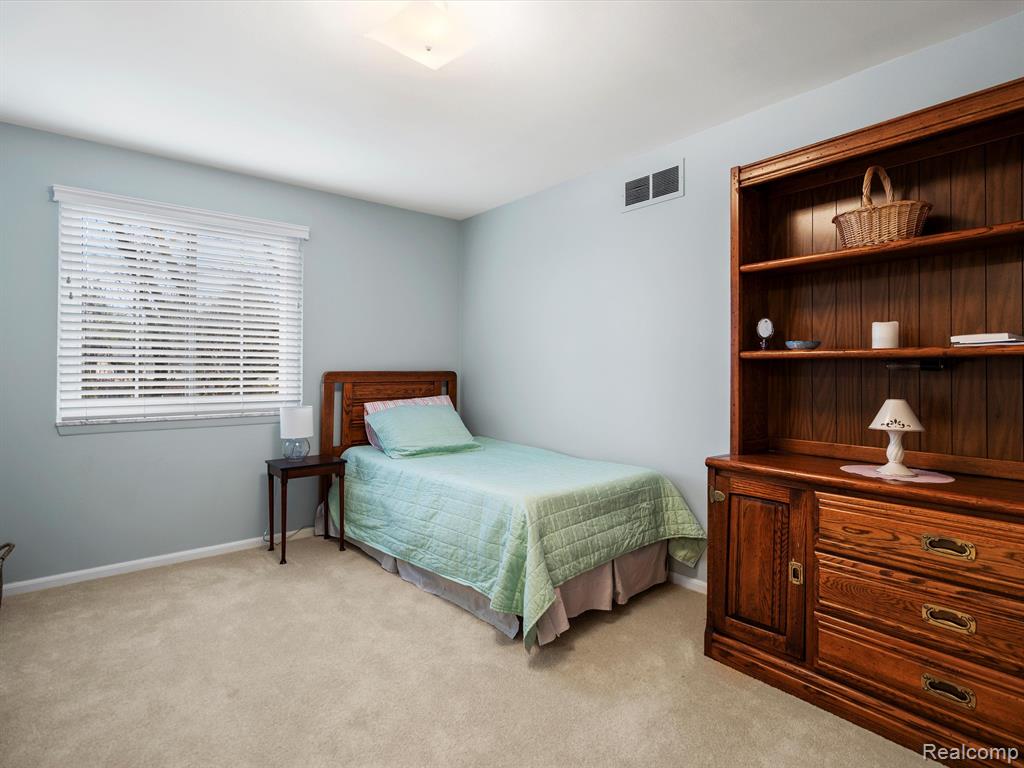 825 DARTFORD PLACE Drive, Rochester Hills, MI 48307 — Photo 23