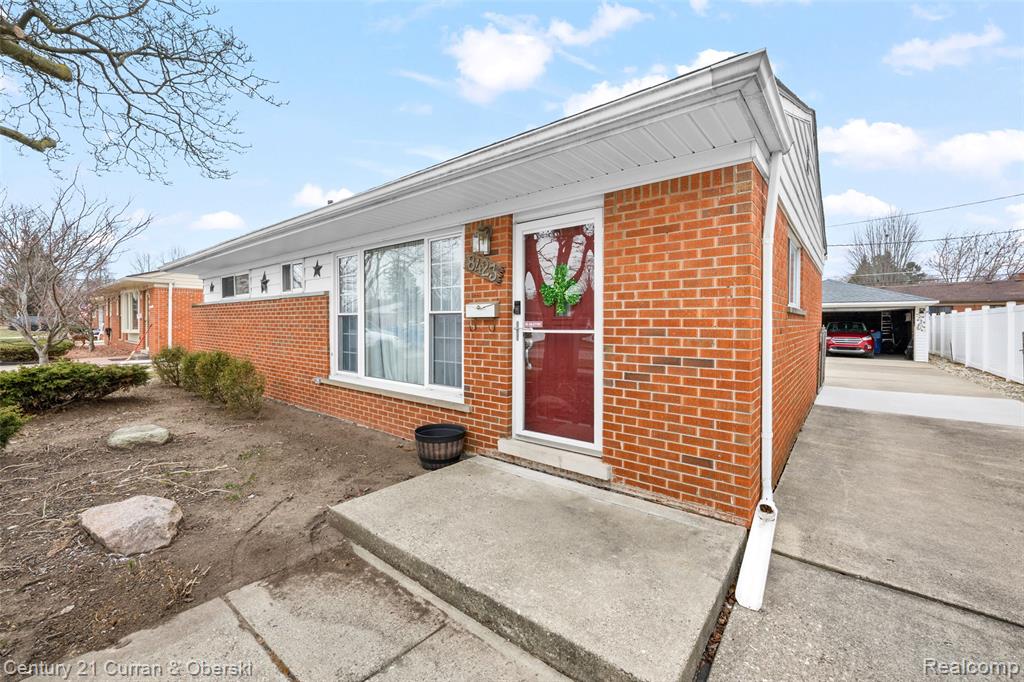 8423 Norborne Avenue, Dearborn Heights, MI 48127 — Photo 19