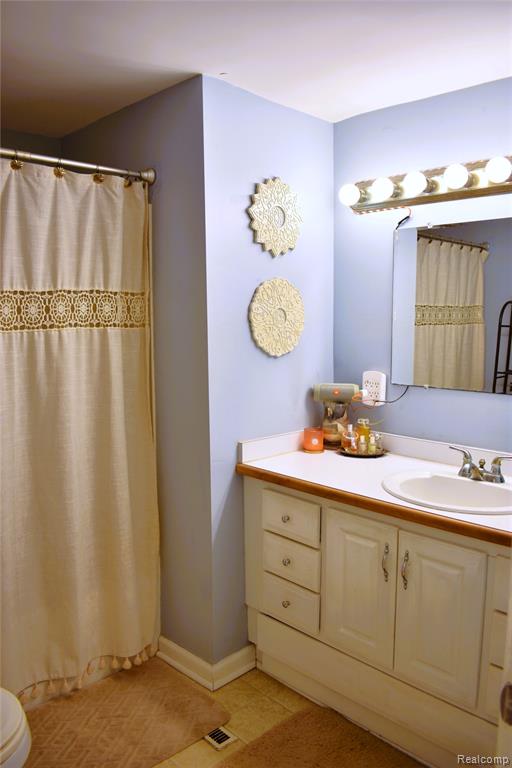 7400 Lawrence Street, Grand Blanc, MI 48439 — Photo 19