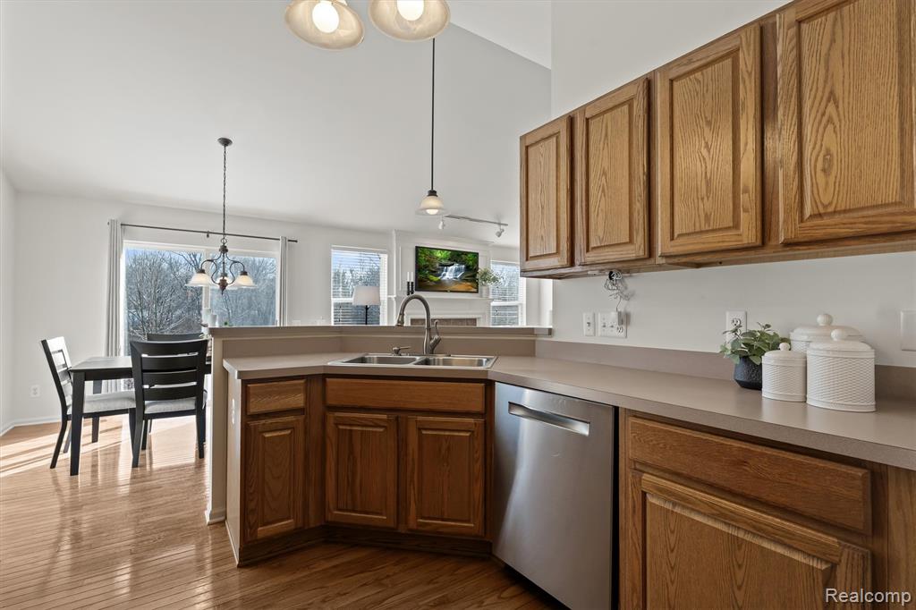 6291 Creekside Circle, Ypsilanti, MI 48197 — Photo 15