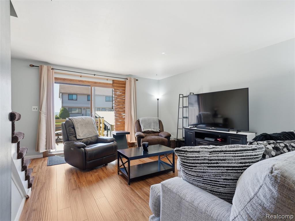 50656 Jefferson Avenue, C7, New Baltimore, MI 48047 — Photo 9