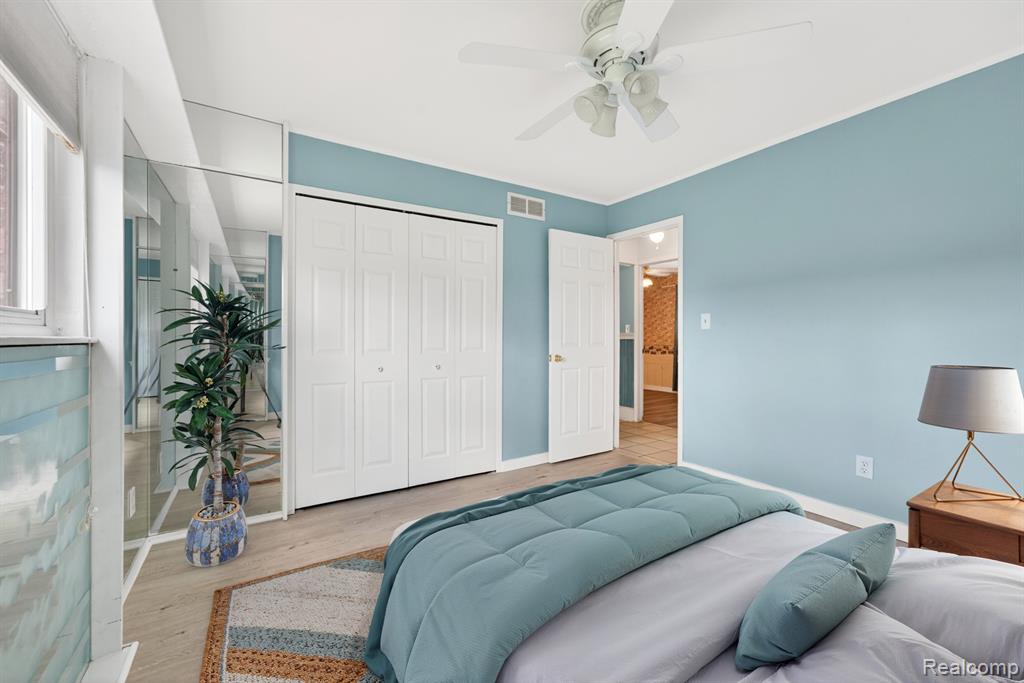 18209 Winwood Avenue, Brownstown, MI 48193 — Photo 11
