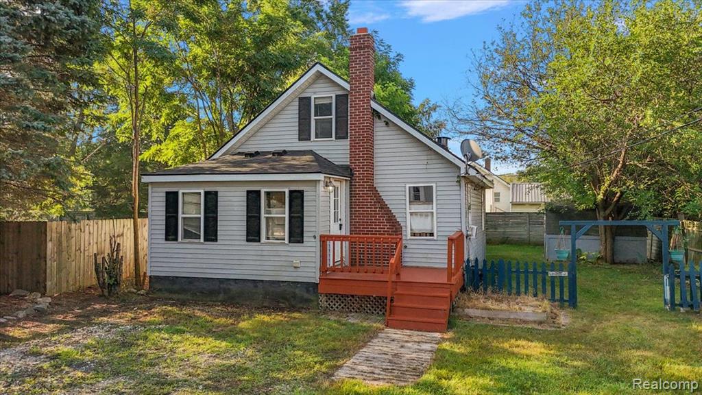 108 Oakwood Street, Holly, MI 48442 — Photo 36