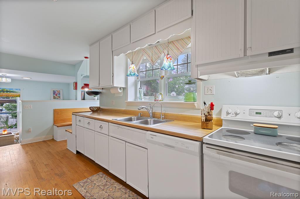 7721 GRANITE, Washington, MI — Photo 9