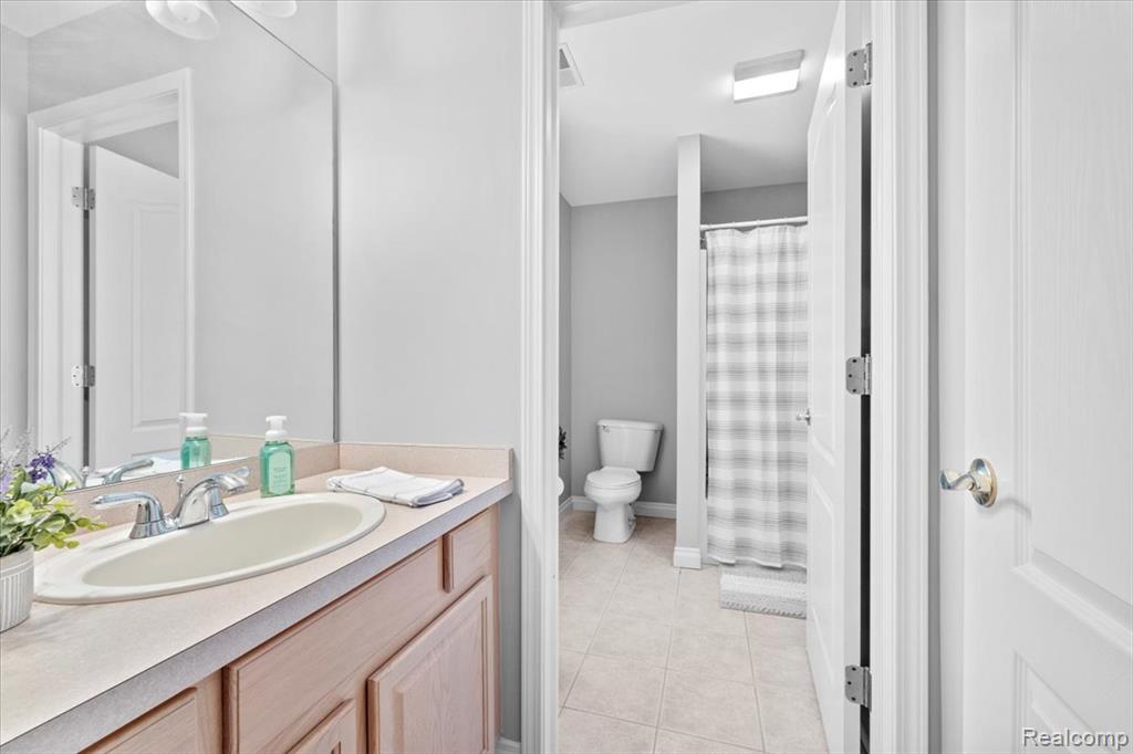 26035 Red Wood Drive, New Boston, MI 48164 — Photo 38