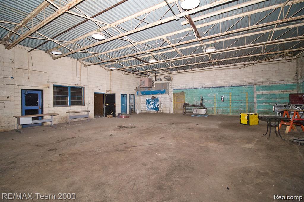 8401 W Chicago, Detroit, MI 48204 — Photo 10