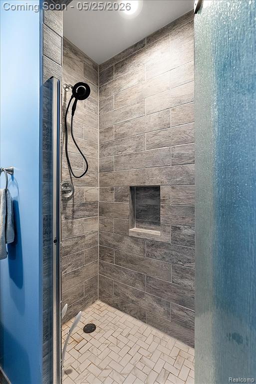 695 Dennison Court, Oakland, MI — Photo 48