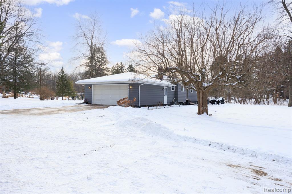 4852 MEADOWBROOK Lane, Lake Orion, MI — Photo 30