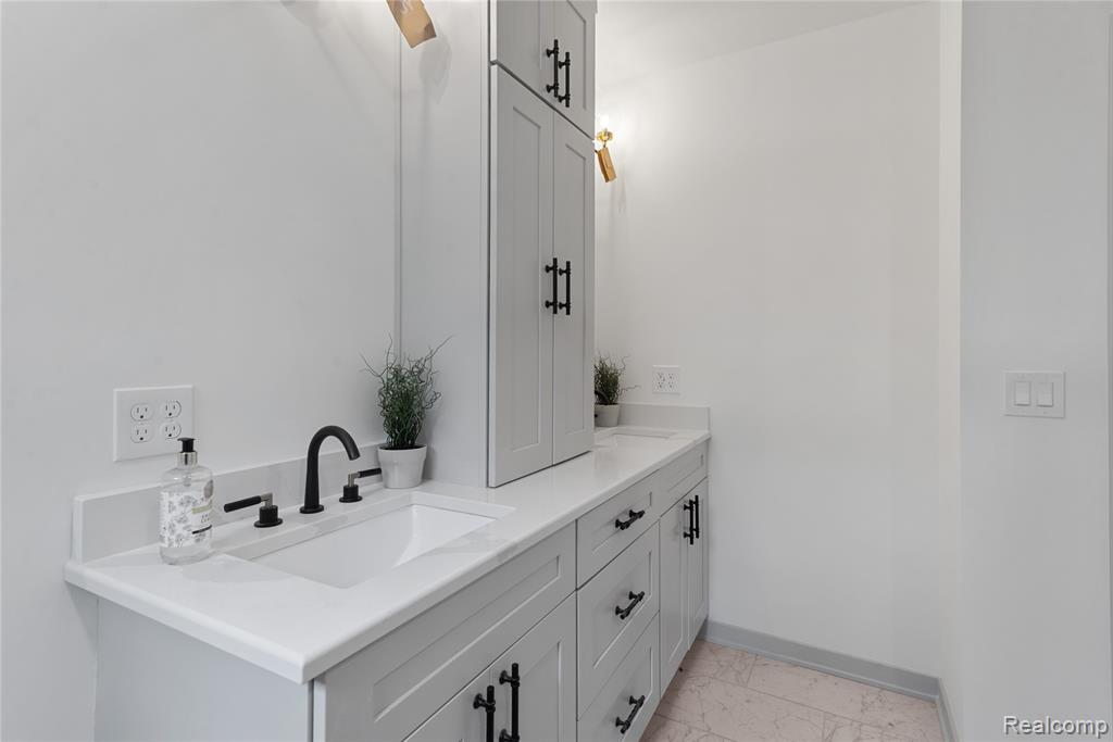 80 W Joy Road, Ann Arbor, MI 48105 — Photo 23