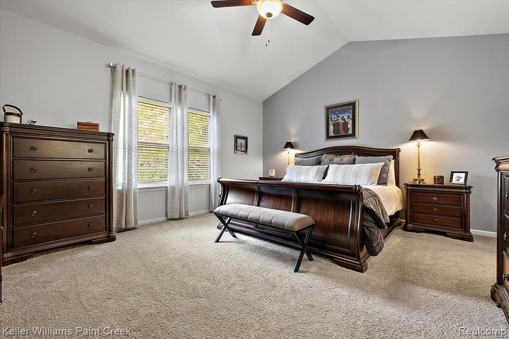 84 Greenan Lane, Lake Orion, MI 48362 — Photo 11